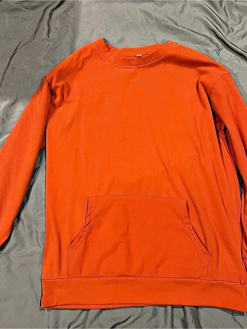 Auselily Women's Crewneck Hoodless Sweatshirt With Kangaroo Pocket Fleece